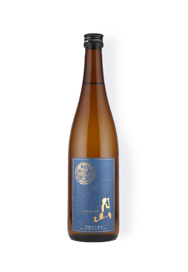 Yoshida Gassan Houjun Karakuchi Junmai Sake - 720 ml